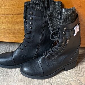 Women's Black Lace-Up Knit-Cuff Combat Boots
